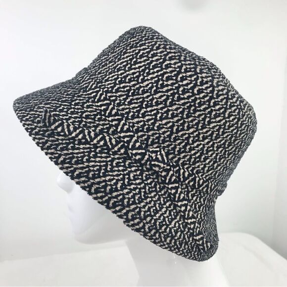 Black Tan Soft Woven Marled Tweed Fall Winter Hat - Picture 1 of 11